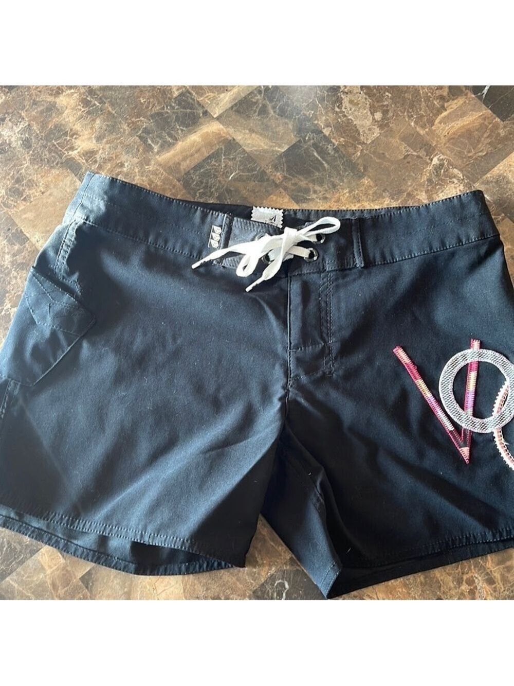Womens Volcom Shorts Size 7🥰🥰